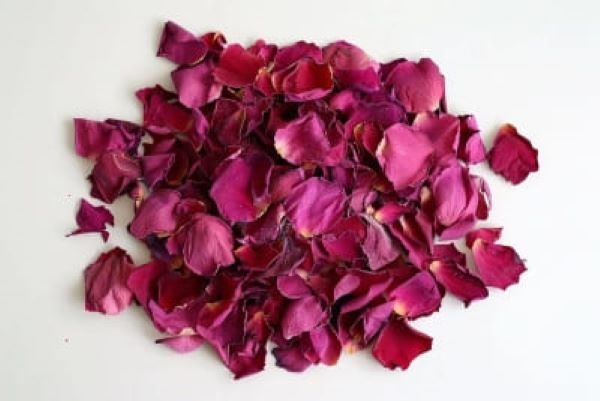 Dried rose petals