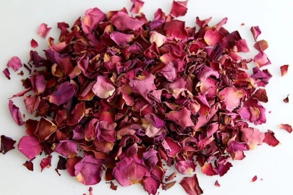 Dried rose petals